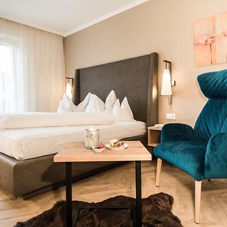 Hotel Tenne シェーナ エクステリア 写真
