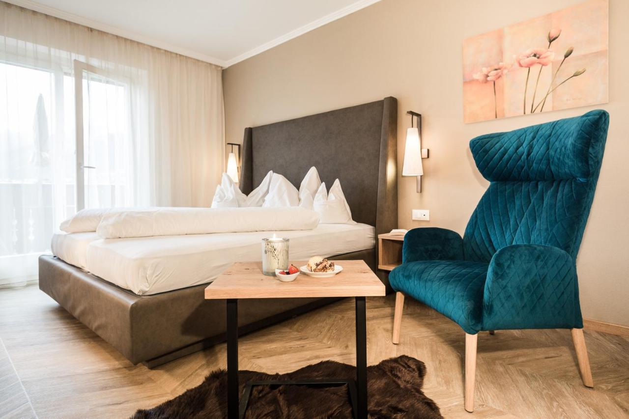 Hotel Tenne シェーナ エクステリア 写真