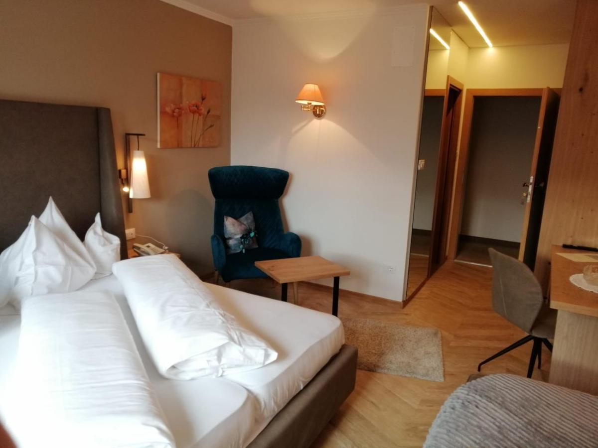 Hotel Tenne シェーナ エクステリア 写真