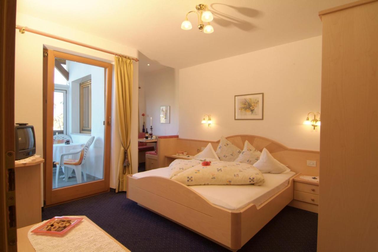 Hotel Tenne シェーナ エクステリア 写真