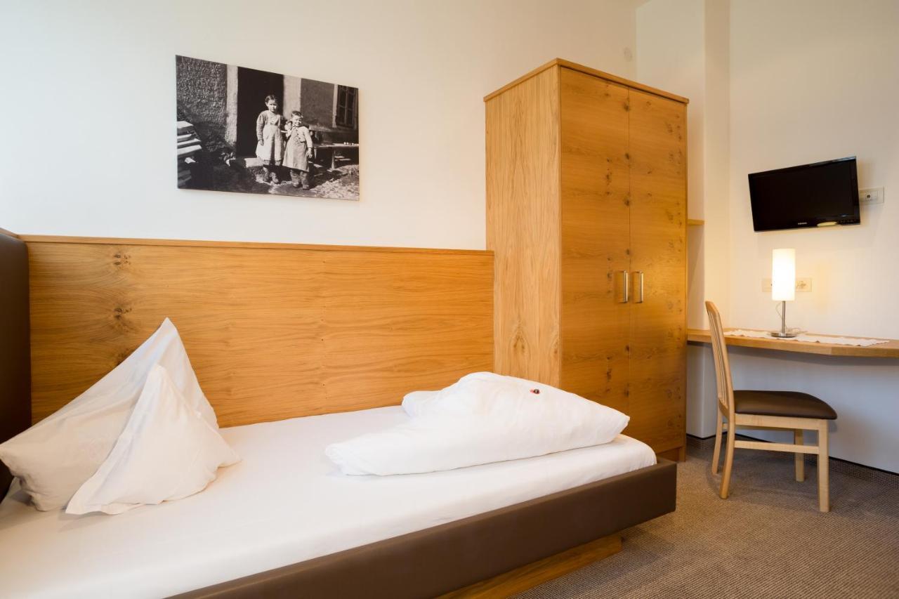 Hotel Tenne シェーナ エクステリア 写真